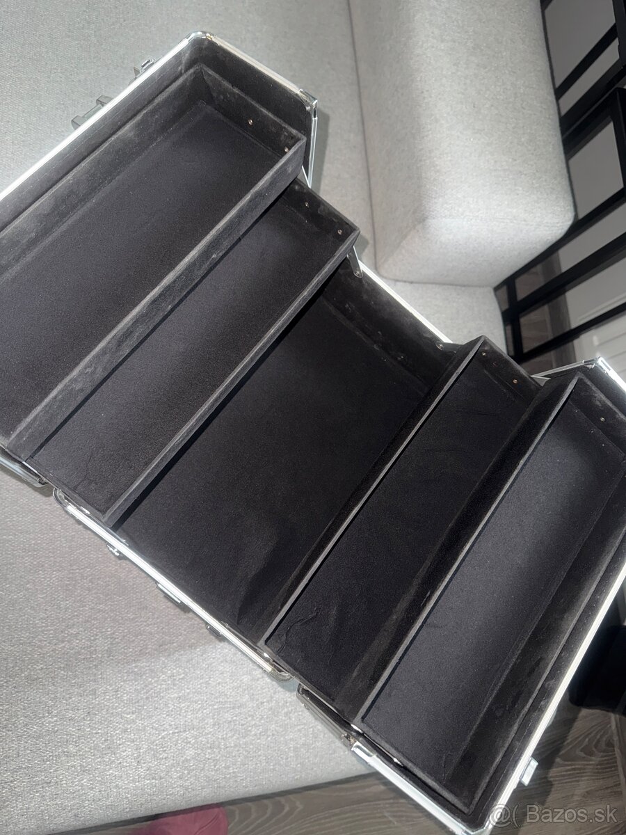 Kozmetický kufor - 5