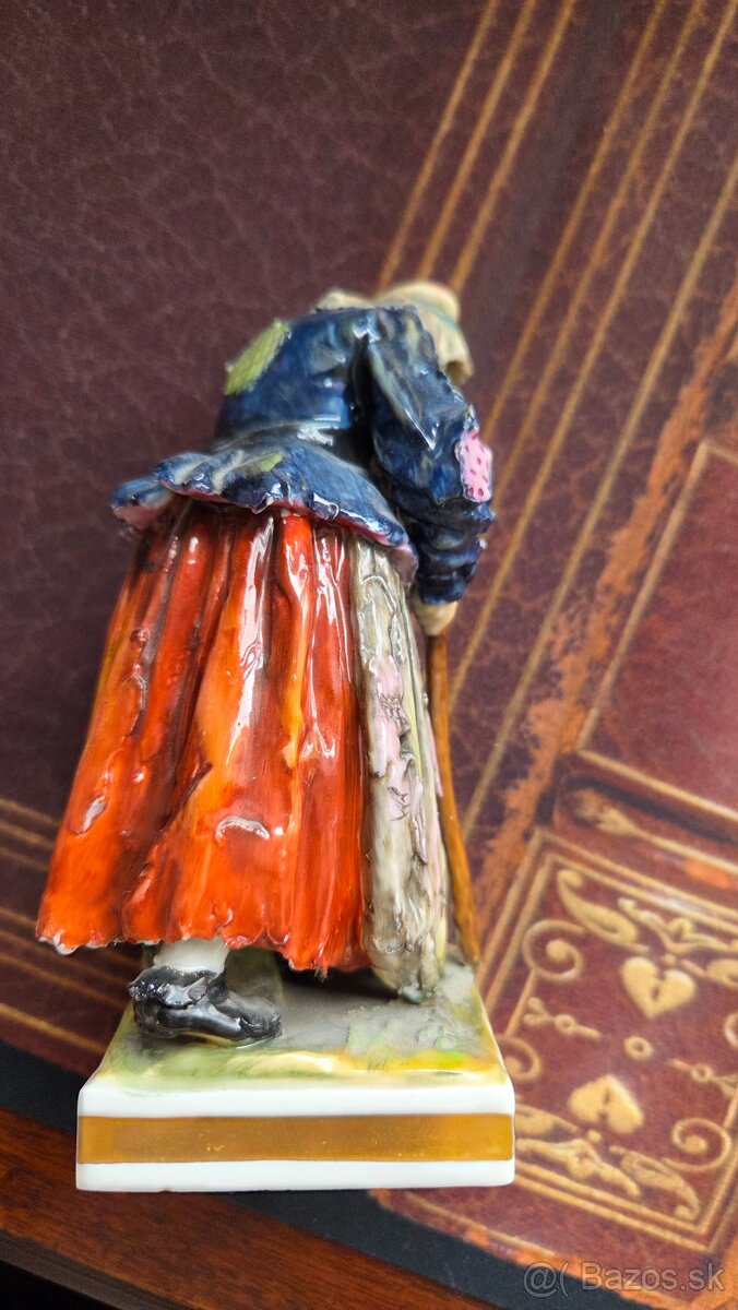 Porcelánová soška - 5