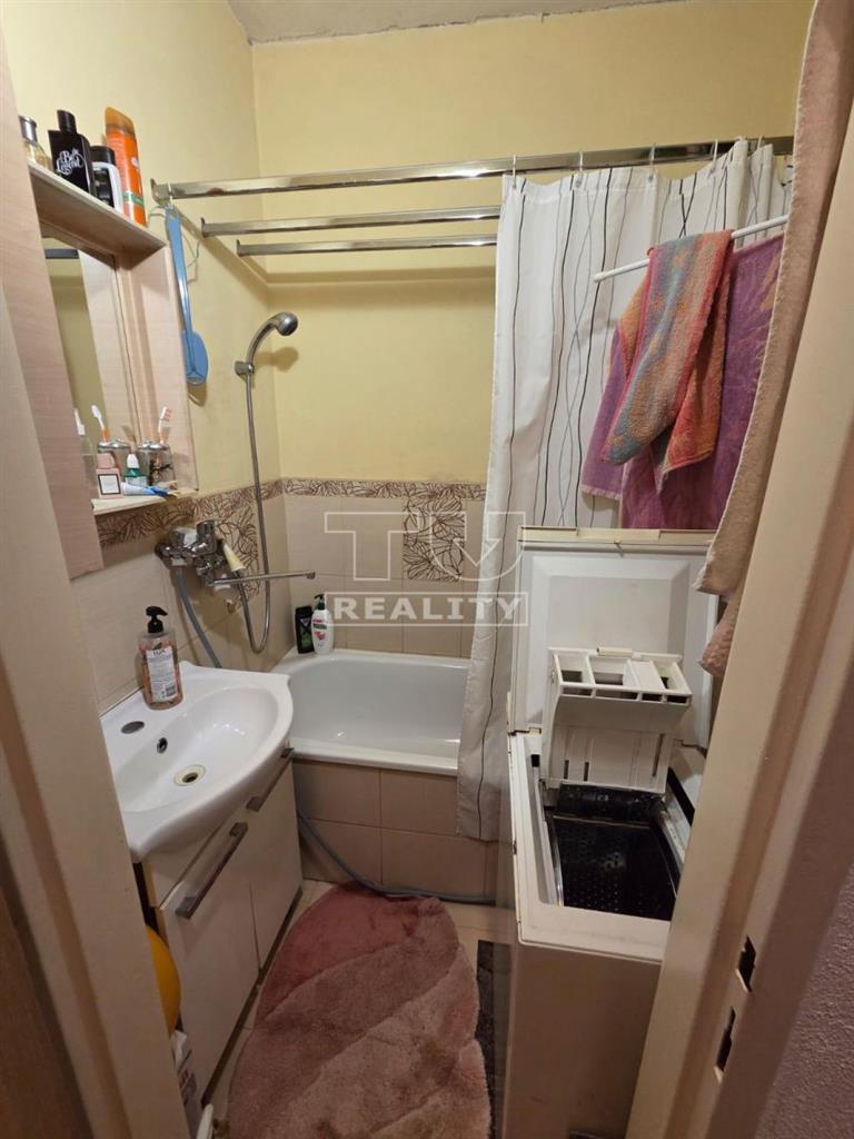 TUreality ponúka na predaj 2-izbový byt v Dolnom Kubíne. - 5