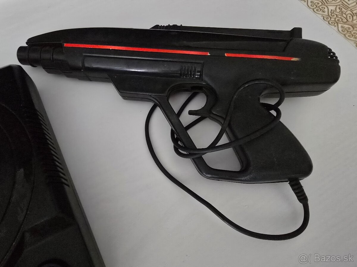 konzola na zlte karticky + pistol 30e - 5