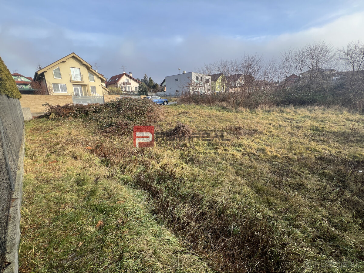 Pripravujeme do ponuky - Lukratívny pozemok centrum Stupavy - 5