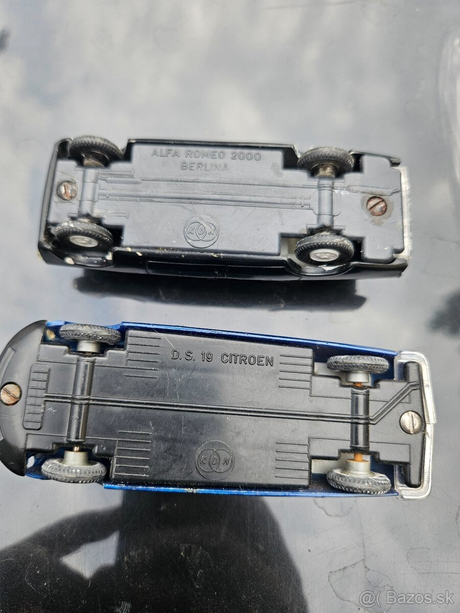 Stare hracky,auticka Citroen , Alfa Romeo - 5