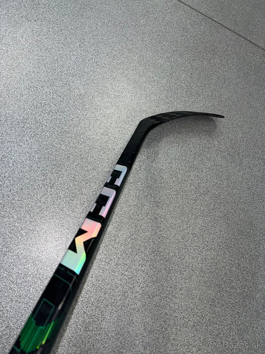 Hokejka CCM Jetspeed FT 5 Pro - 5