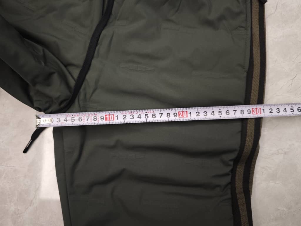 Prada nohavice vel M/L - 5