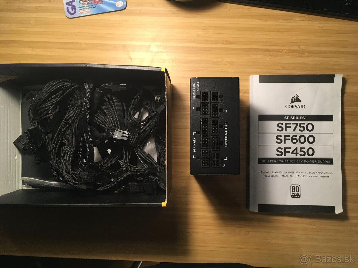 Corsair SF750 - 5