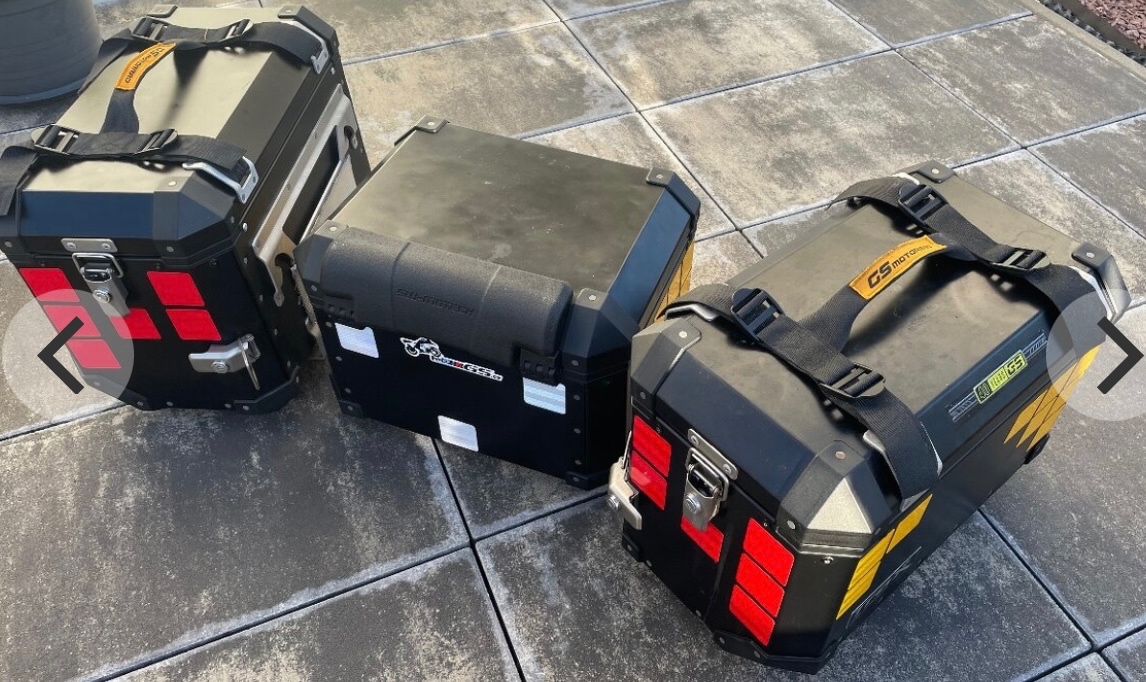 Sada hliníkových kufrov - 5