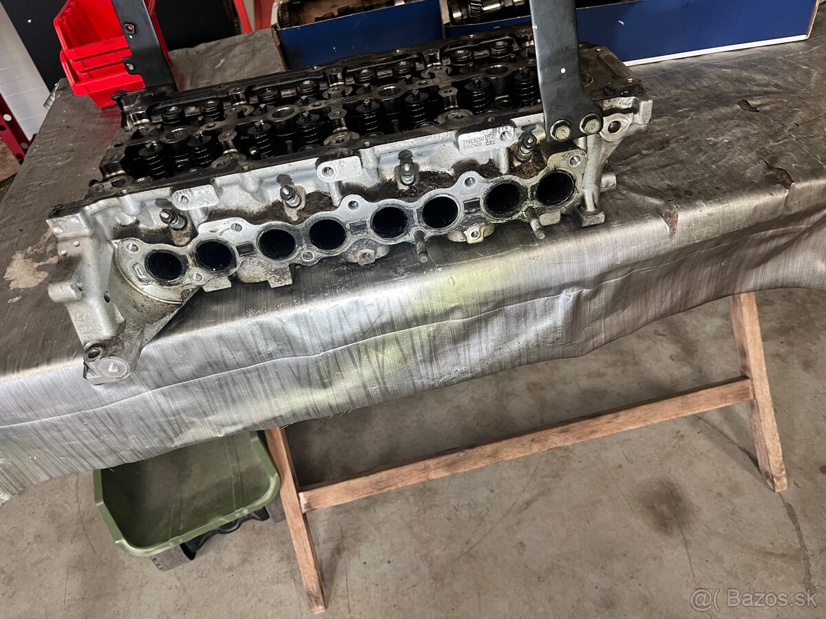 Hlava motora KIA sportage - 5