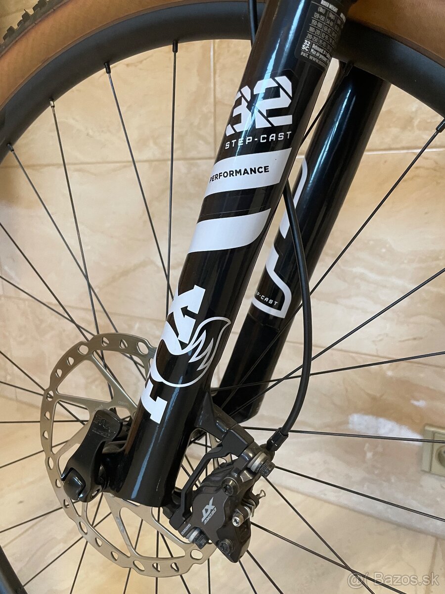 Horský karbonovy bicykel Cube Elite C:68x pro, vel. L - 5