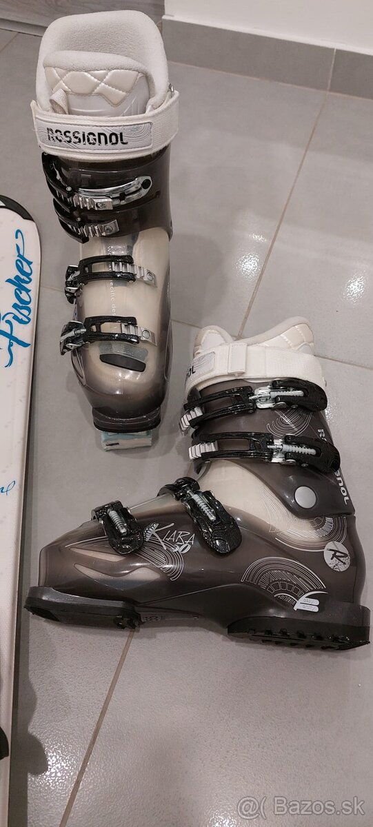 Lyže, lyžiarky a paličky - 5