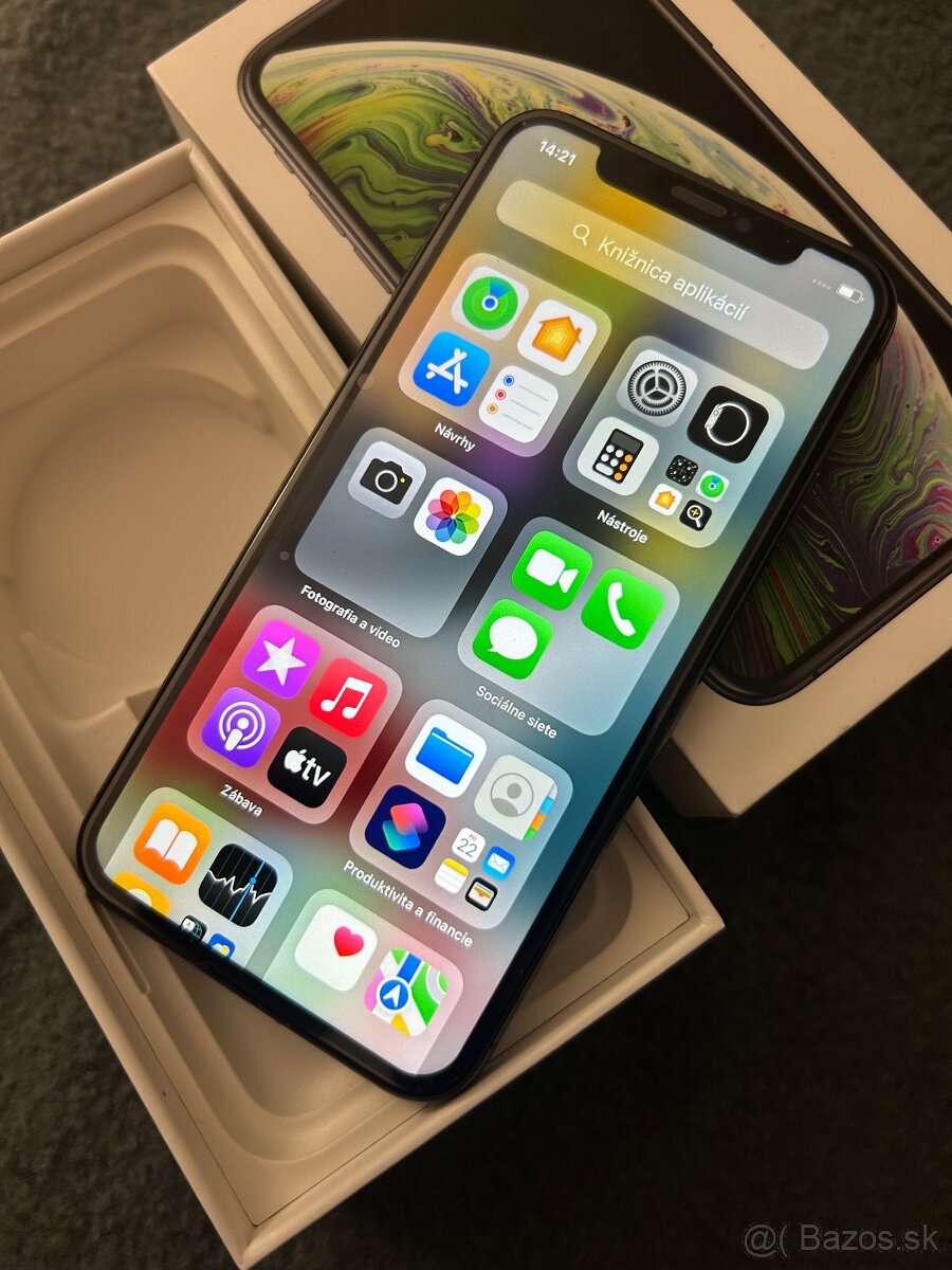 iPhone X 64GB black - 100% batéria - 5