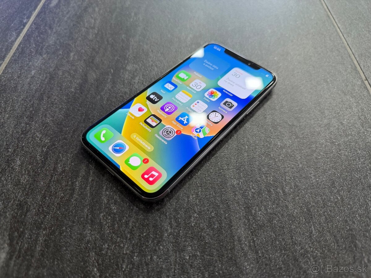Apple iPhone X 64 GB Silver - 5