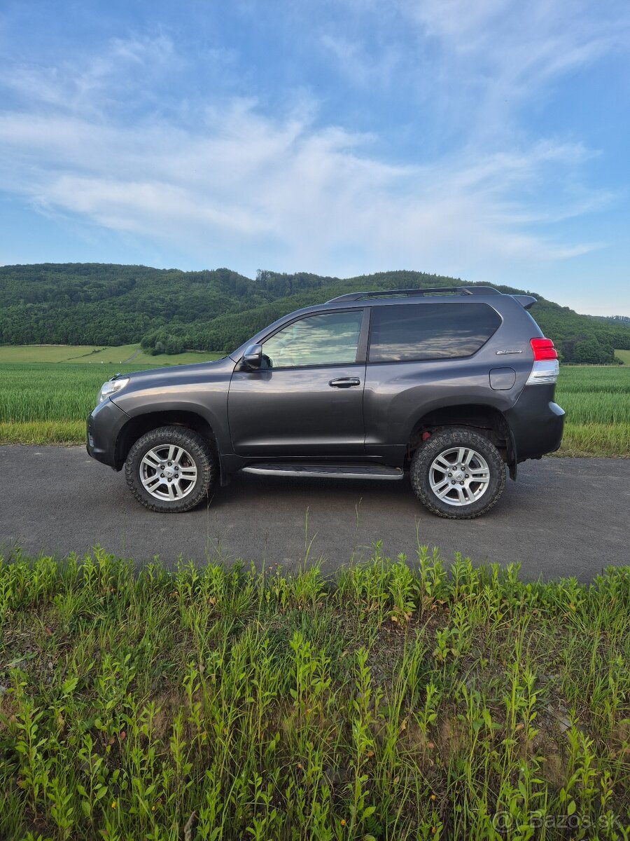 TOYOTA Land cruiser 150 3.0 D-4D