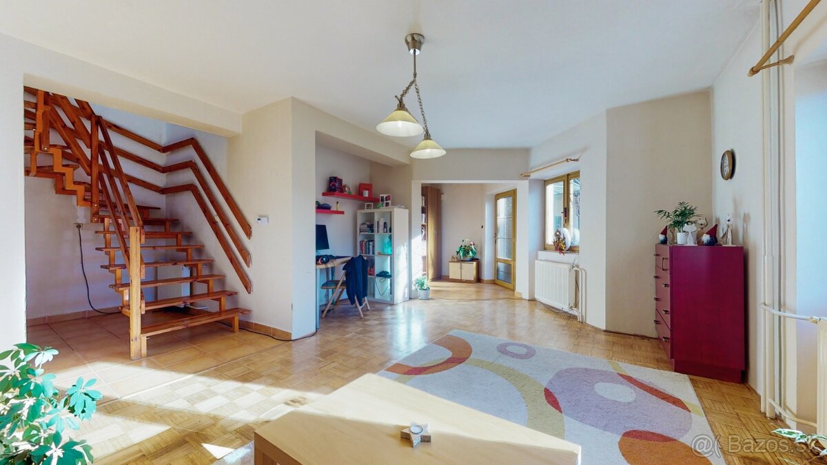 Rodinný dom blízkosti centra mesta a mestského parku v LC - 5