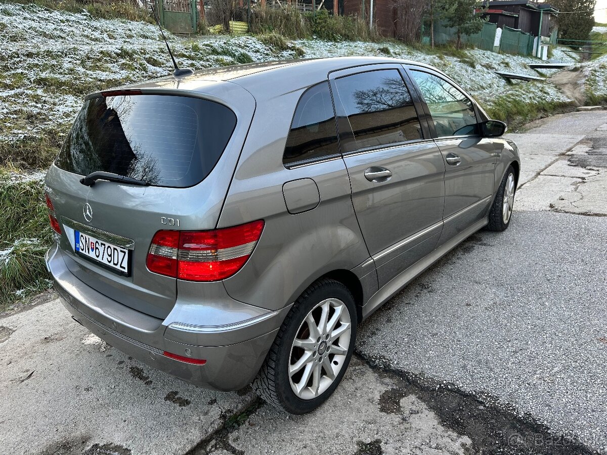 MERCEDES-BENZ B200CDI 2.0 NAFTA 103kw Manuál 6st. r.v. 2007 - 5