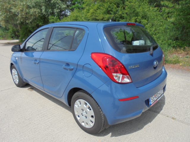 Hyundai i20 1.4i 16V Comfort - 5