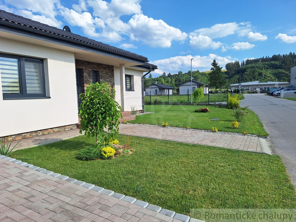 Novostavba bungalovu s veľkým pozemkom 909 m2 v obci Ivach - 5