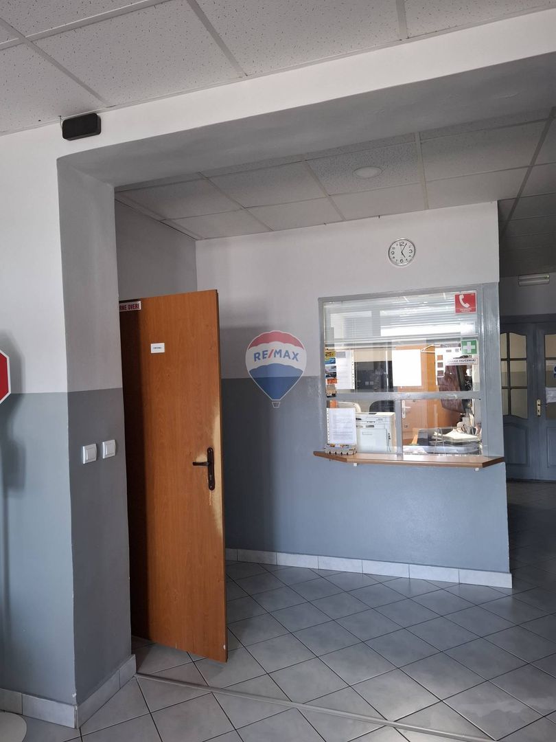 RE/MAX | Veľké zníženie ceny zabehnutej ubytovne v Galante – - 5