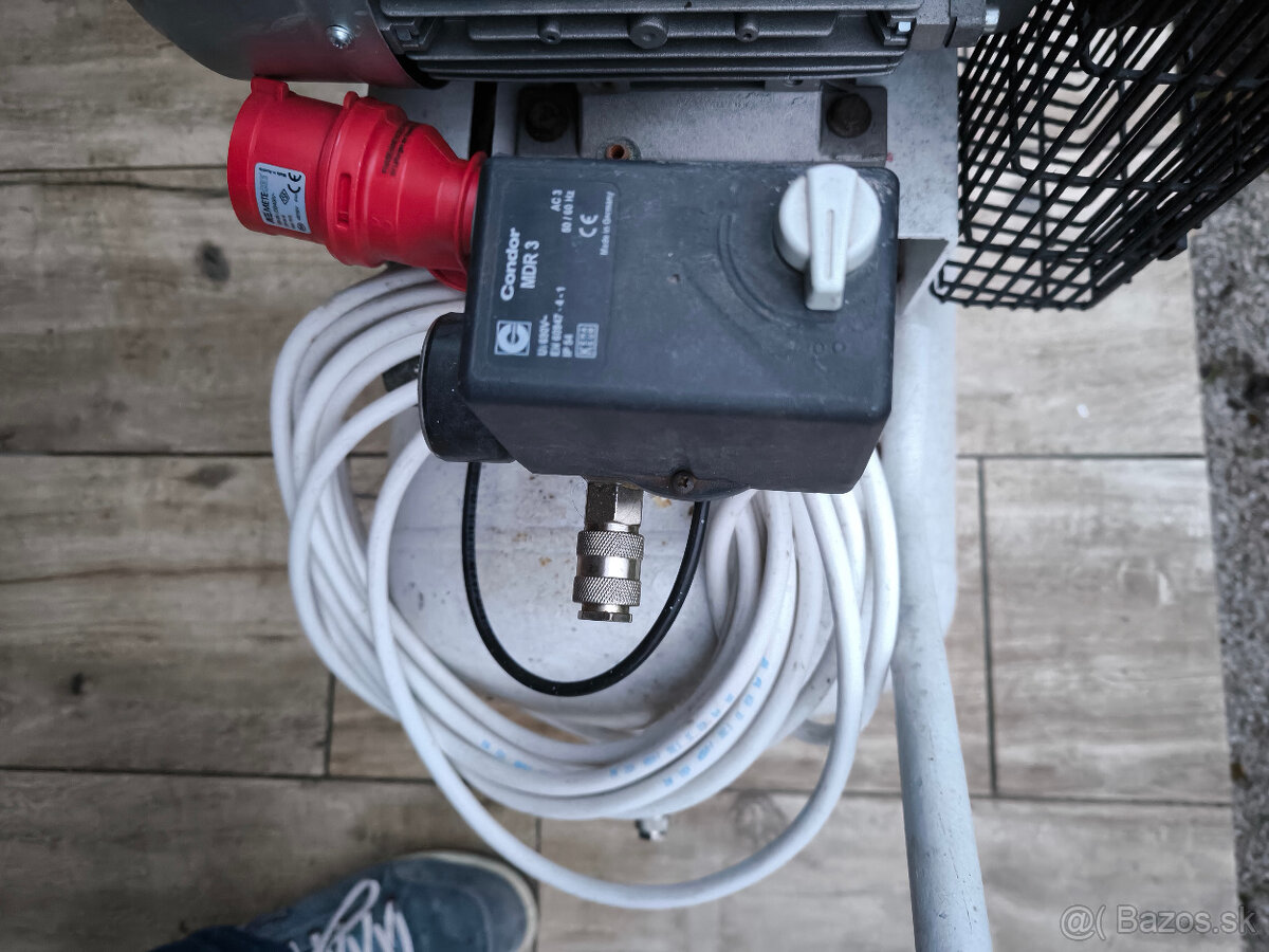 kompresor Schneider K660-90D 3 fázový motor - 5