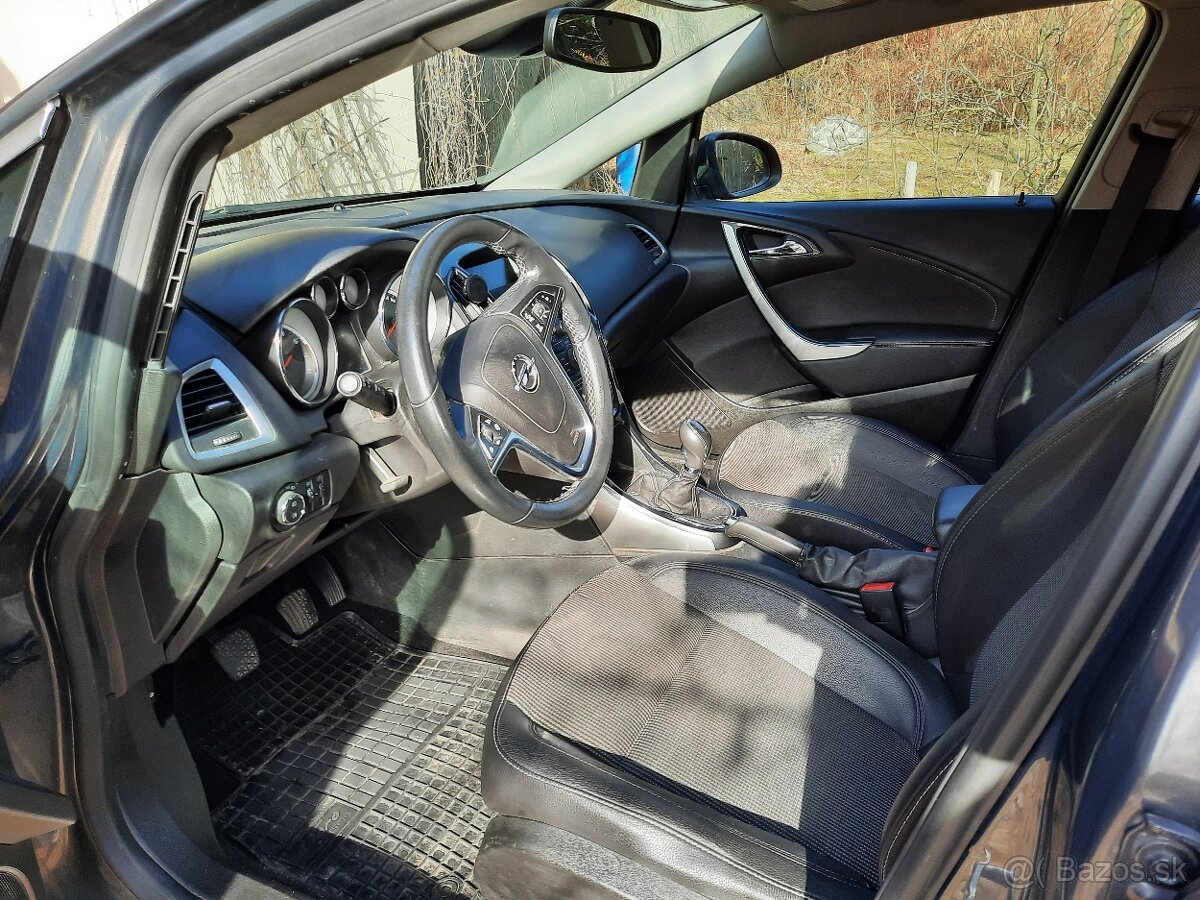 Opel Astra SportsTourer Cosmo - 5