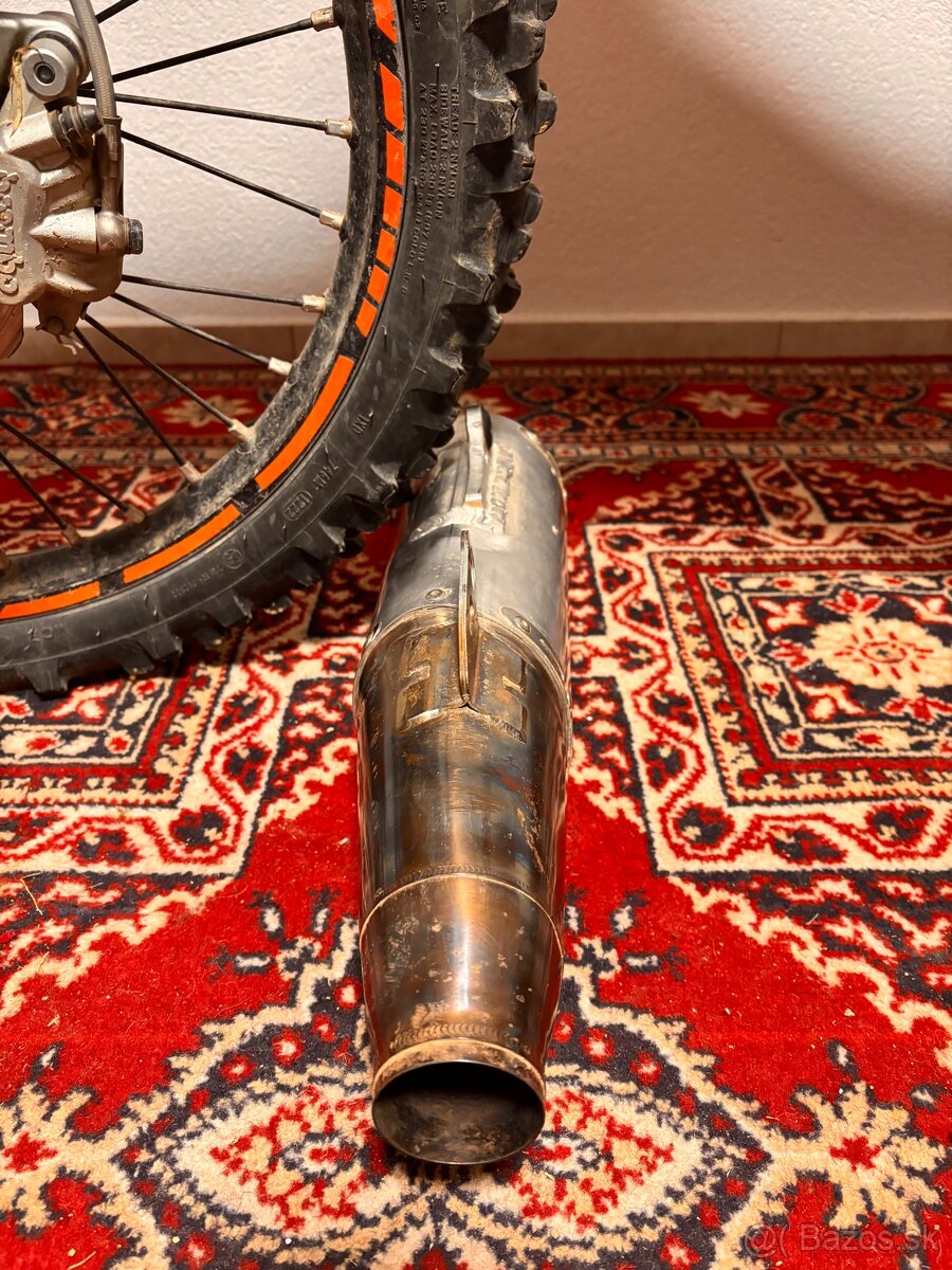 výfuk Yoshimura RS-4 - 5