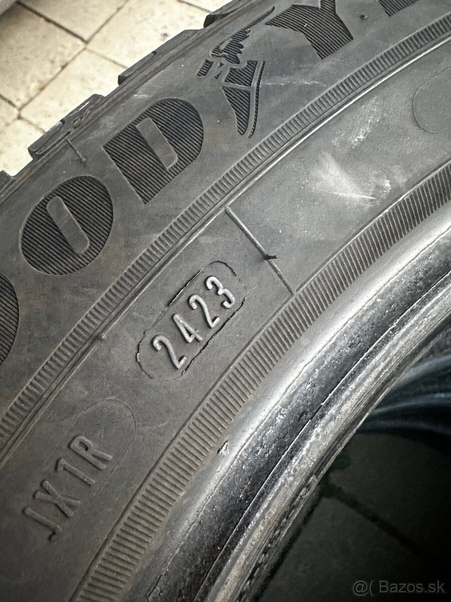 ZIMNÁ SADA 205/55 R17 GOODYEAR ULTRAGRIP PERFORMANCE + 2023 - 5