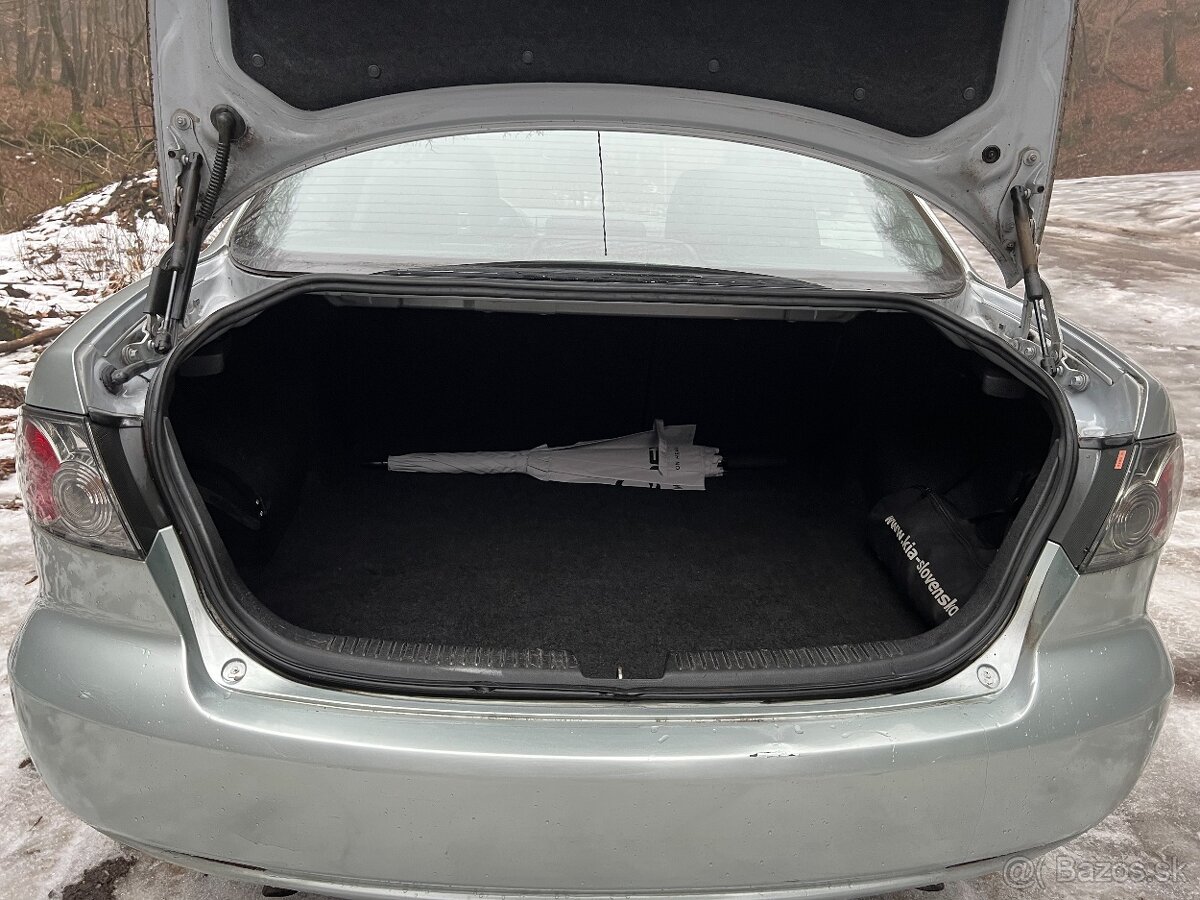 Na predaj Mazda 6 s benzínovým motorom 2.0 - 5