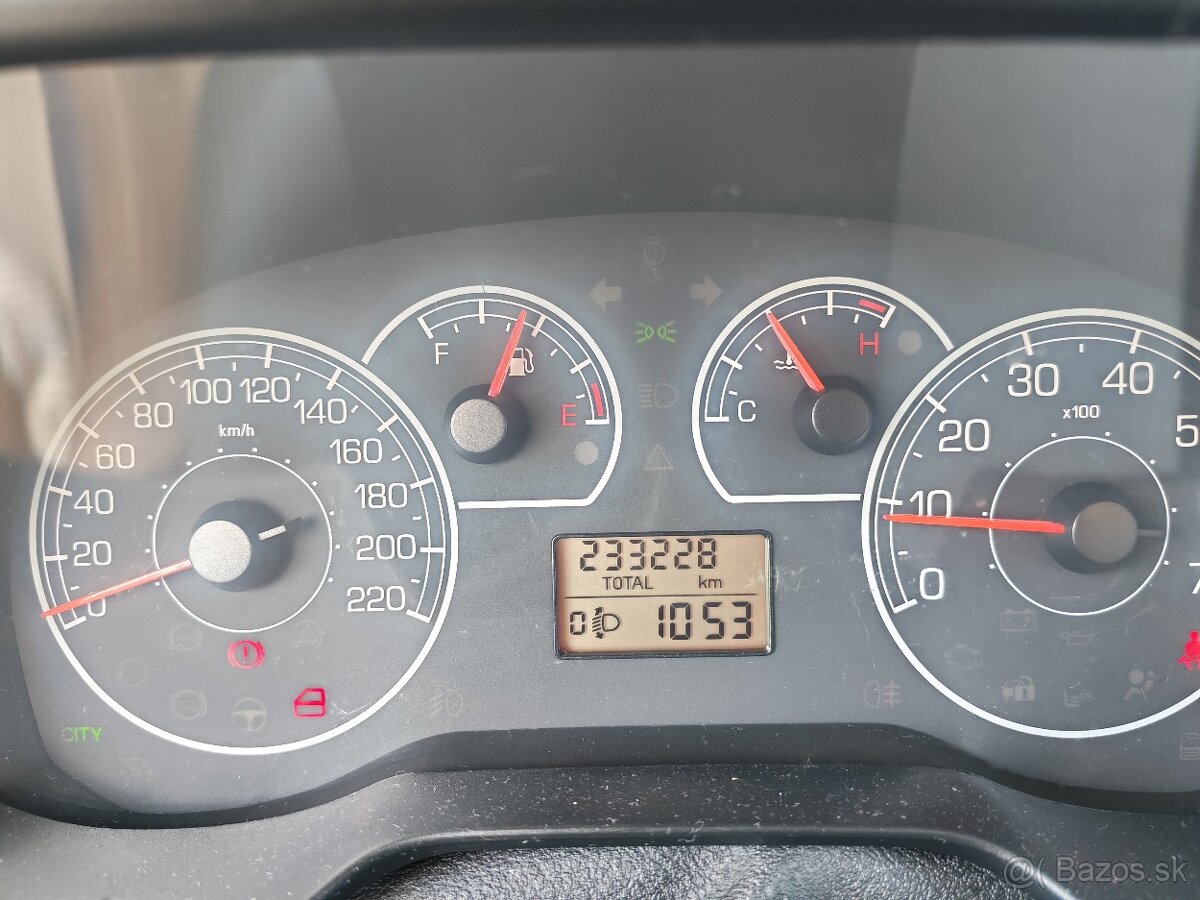 Fiat grande punto 1.2 48kw - 5