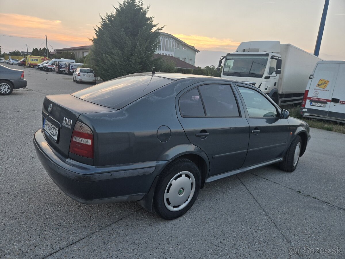 Skoda octavia 1.6 benzin - 5