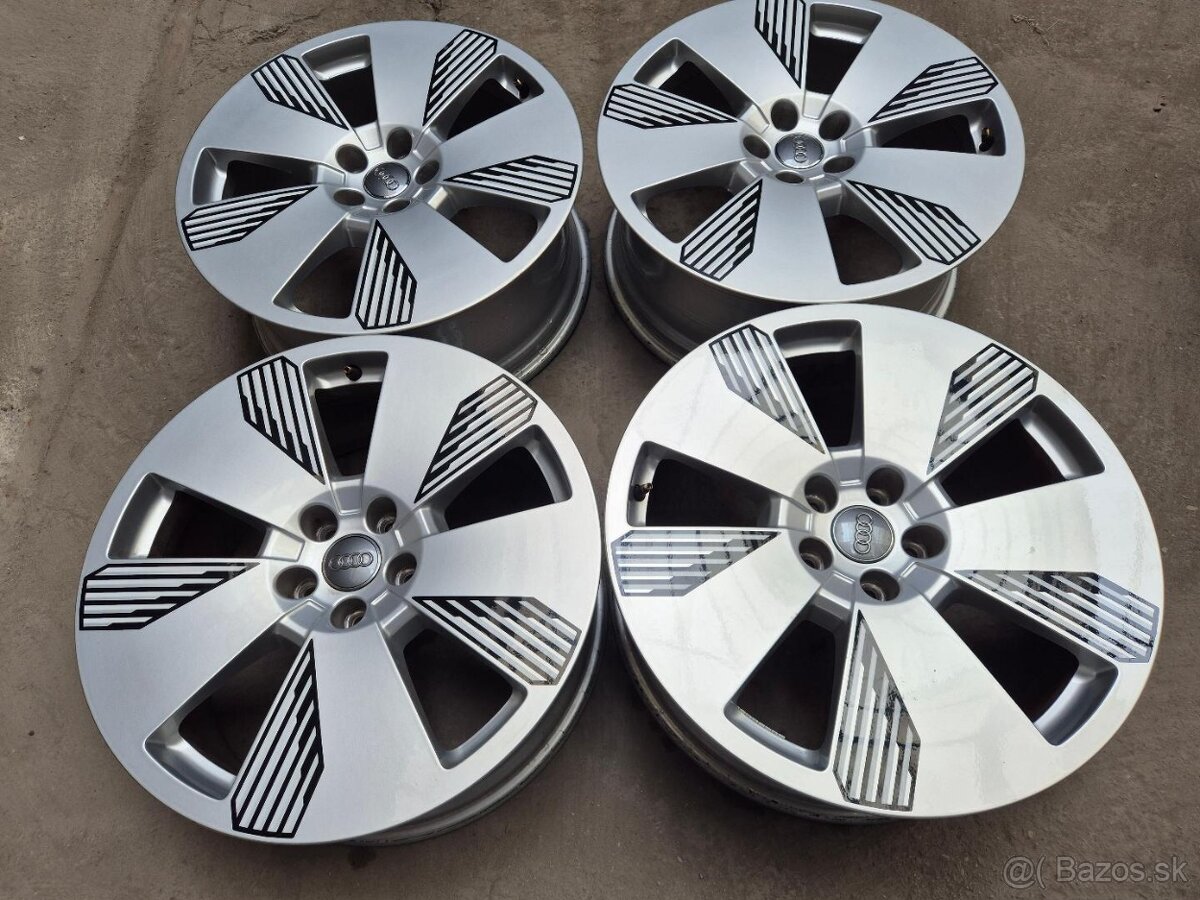 5x112 r19 ET34 x 8J elektróny originál AUDI - 5