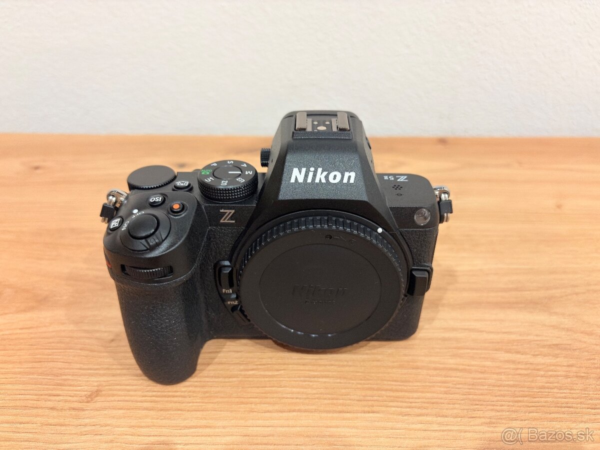 Nikon Z5II - 5
