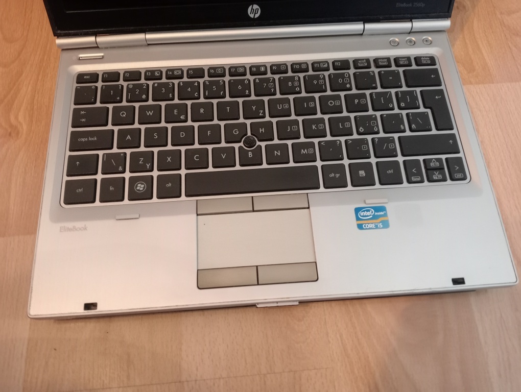 HP elitebook 2560p - Intel core i5 - 4gb ram - WIN XP - 5