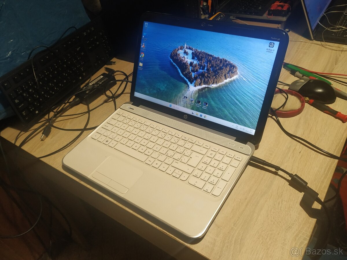 HP. 15,6“ LED. Nový SSD 256 GB. Grafika 2 GB. Nová baterka. - 5