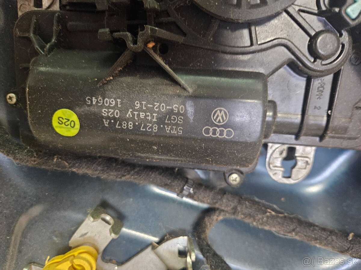 Zadna kapota Skoda SuperB kombi - 5