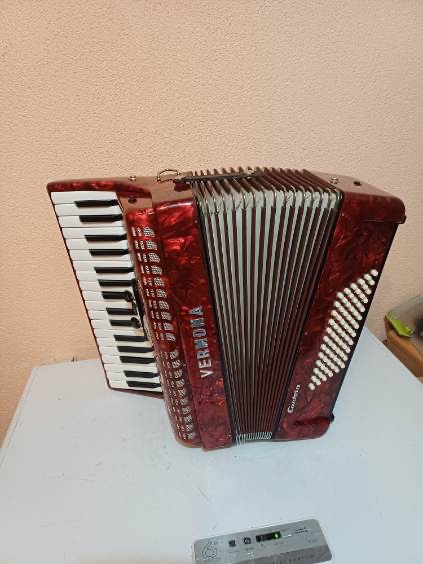 Predám akordeón Weltmeister - 5
