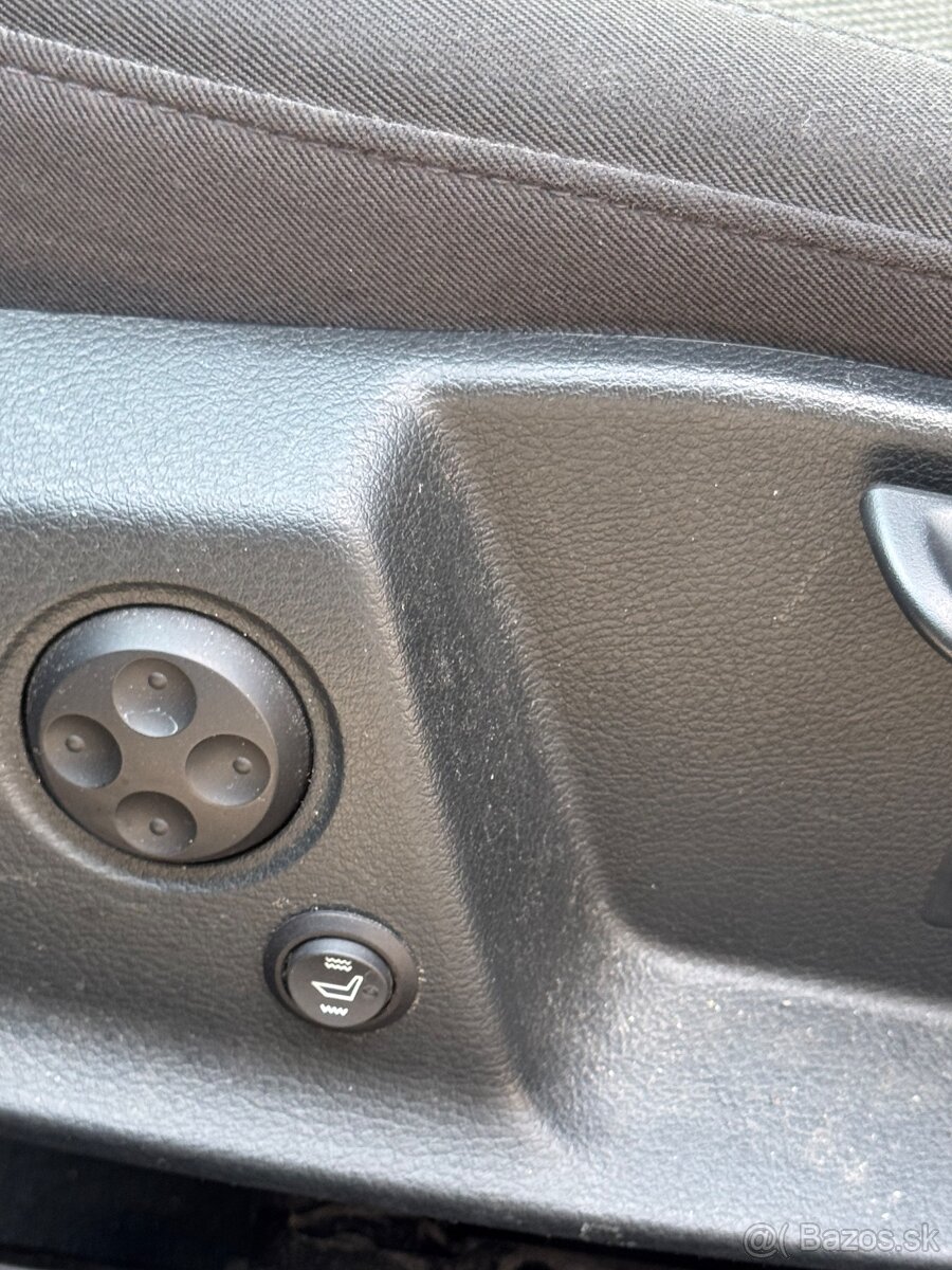 Audi A4 B9 2.0TDi quattro 140 kW - 5