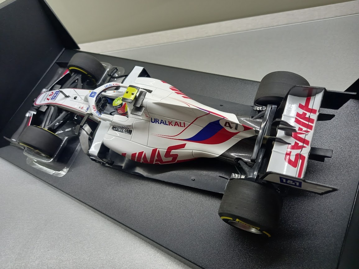 F1 URALKALI HAAS VF-21 GP BAHRAIN 2021 MICK SCHUMACHER 1:18 - 5