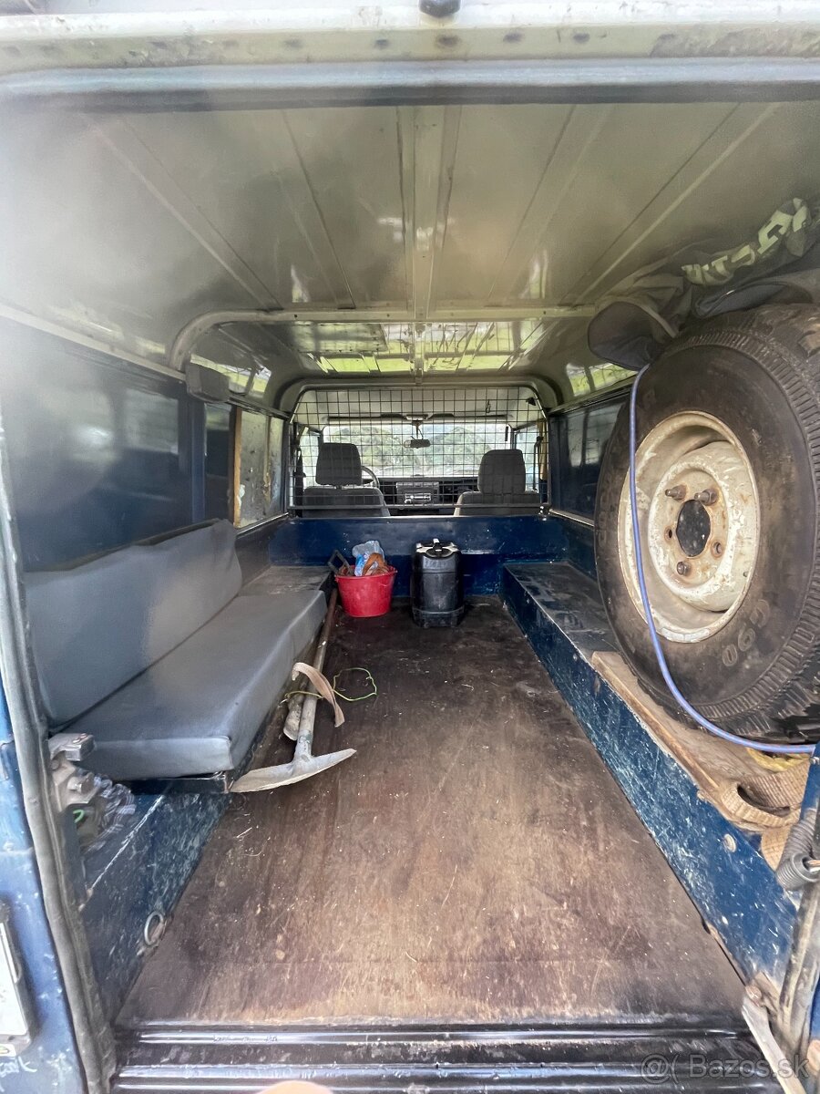 Land Rover Defender 110 TD5 - 5