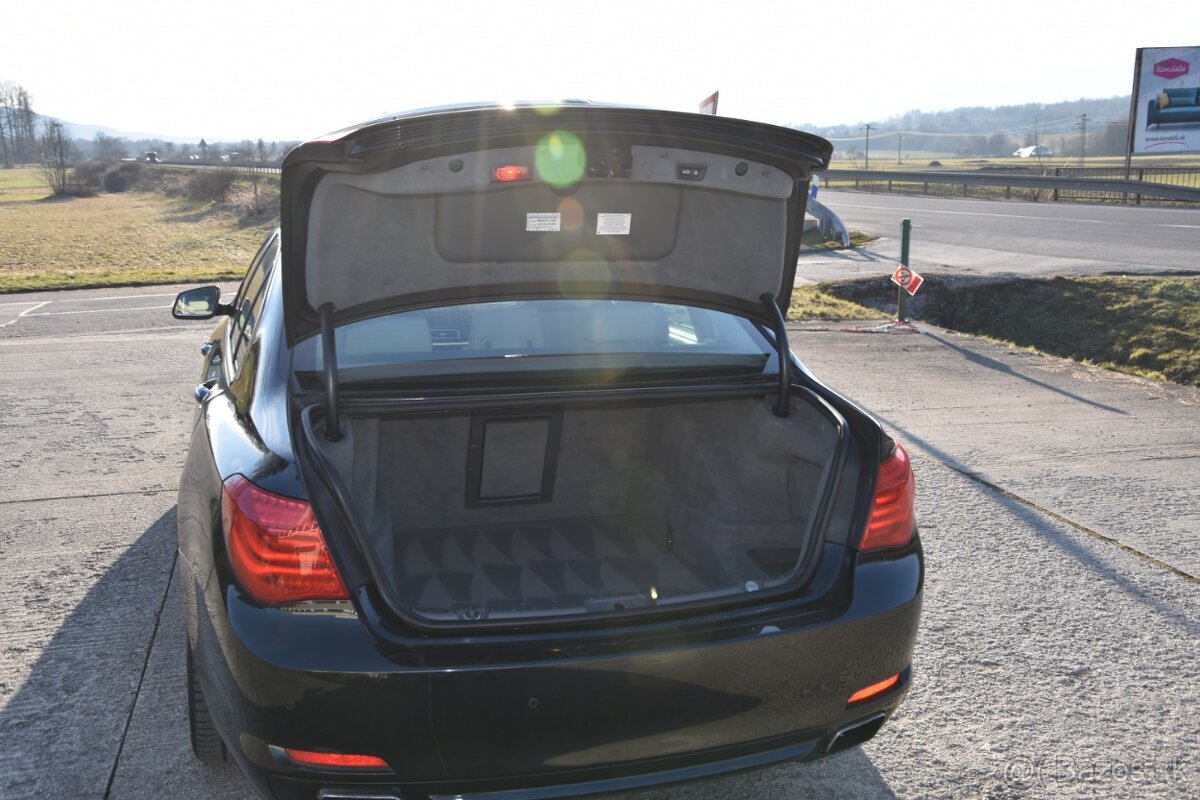 BMW Rad 7 750i xDrive - 5