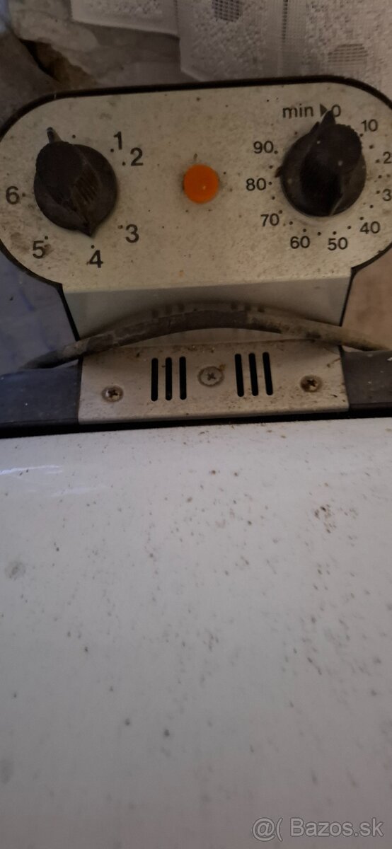 Predám starší retro elektrický gril - 5