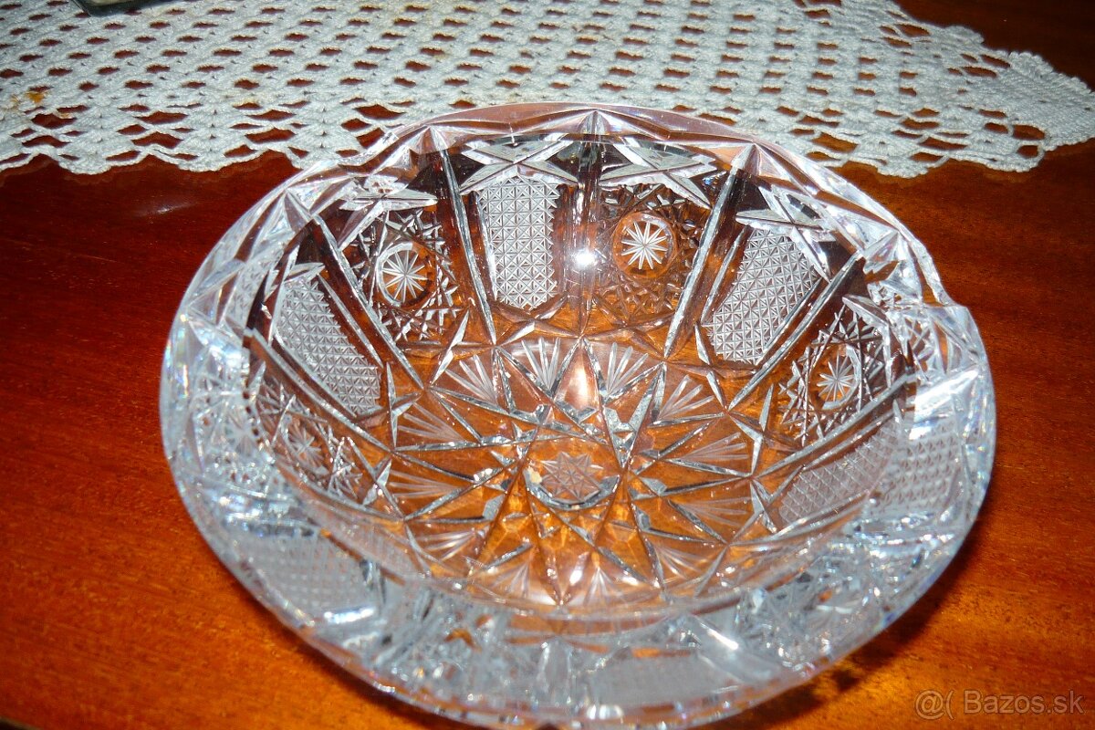 Krišt. váza, misy a iné - 5