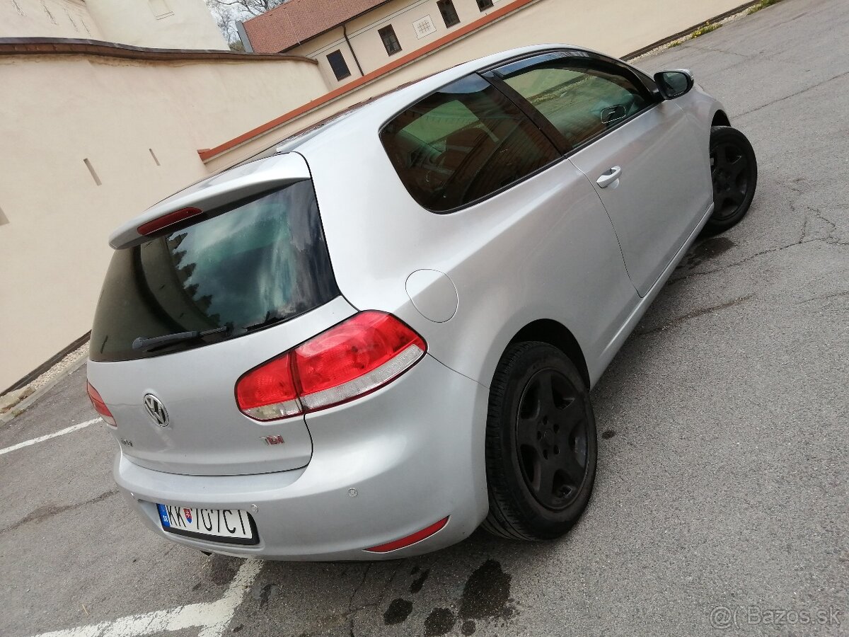 Volkswagen Golf 6 2,0tdi 81KW - 5