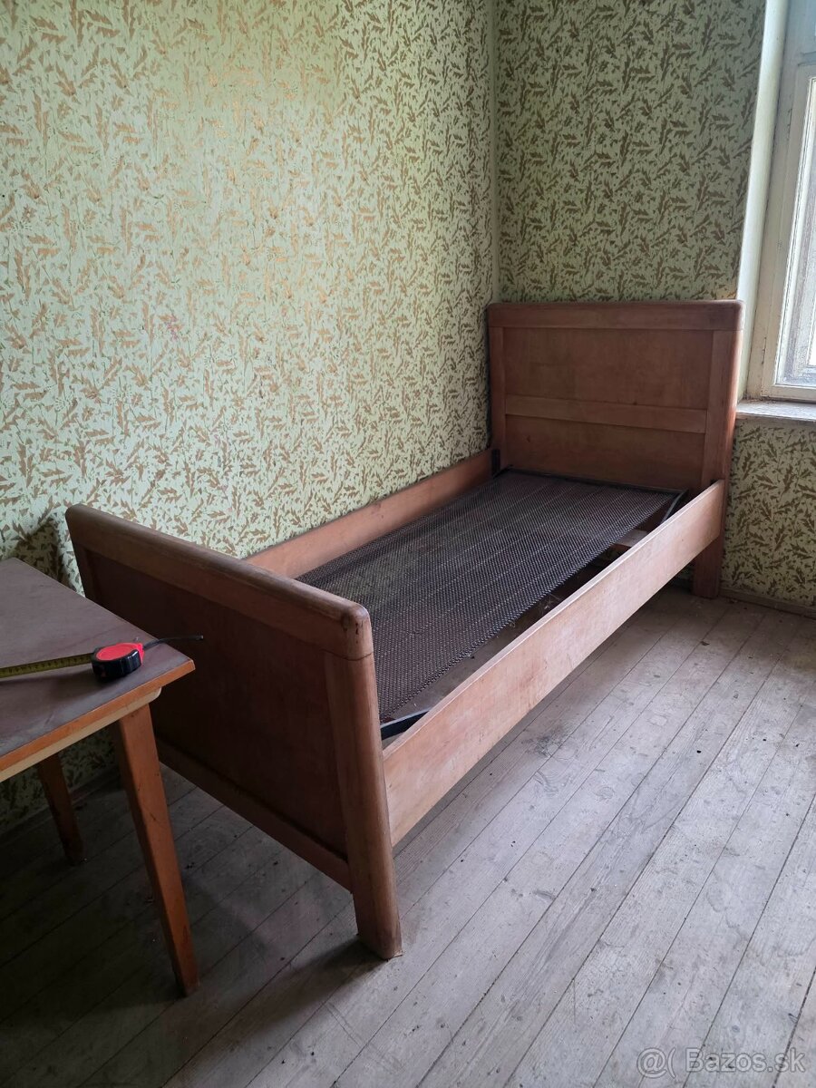 Na predaj starý nábytok - 5