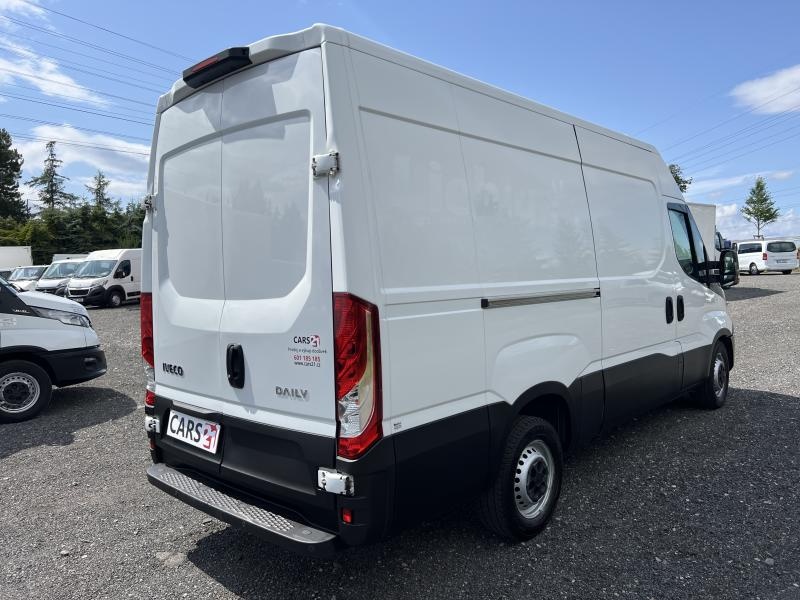 Prodám Iveco Daily 3.0. 110kw. 35S15. Délka ložné plochy: 36 - 5