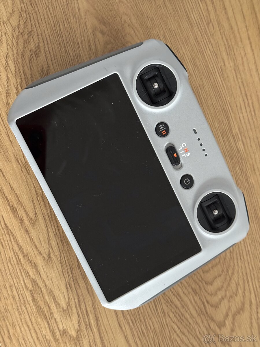 DJI Mavic 3 Pro Fly more combo - 5