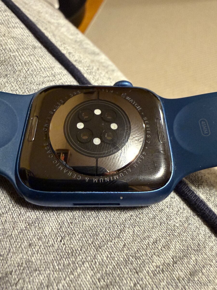 Predám Apple Watch Series 7 – 45 mm - 5