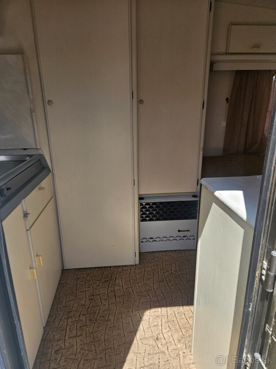 Predám karavan Adriá 425. - 5