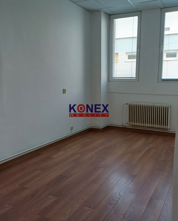 NA PRENÁJOM Kancelárske priestory na ul. Masarykovej v Mich - 5