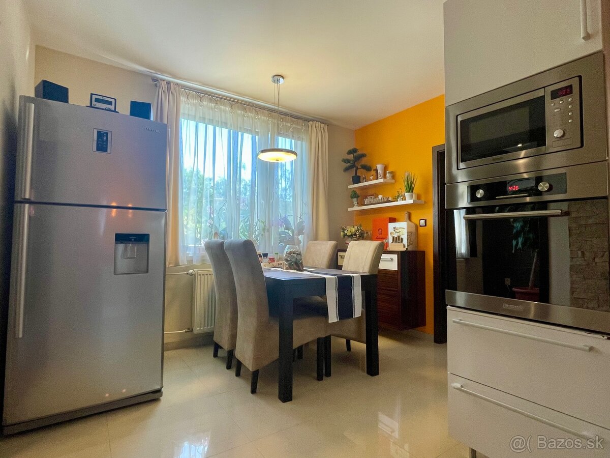 Zariadený 3 izbový byt v Komárne - 5