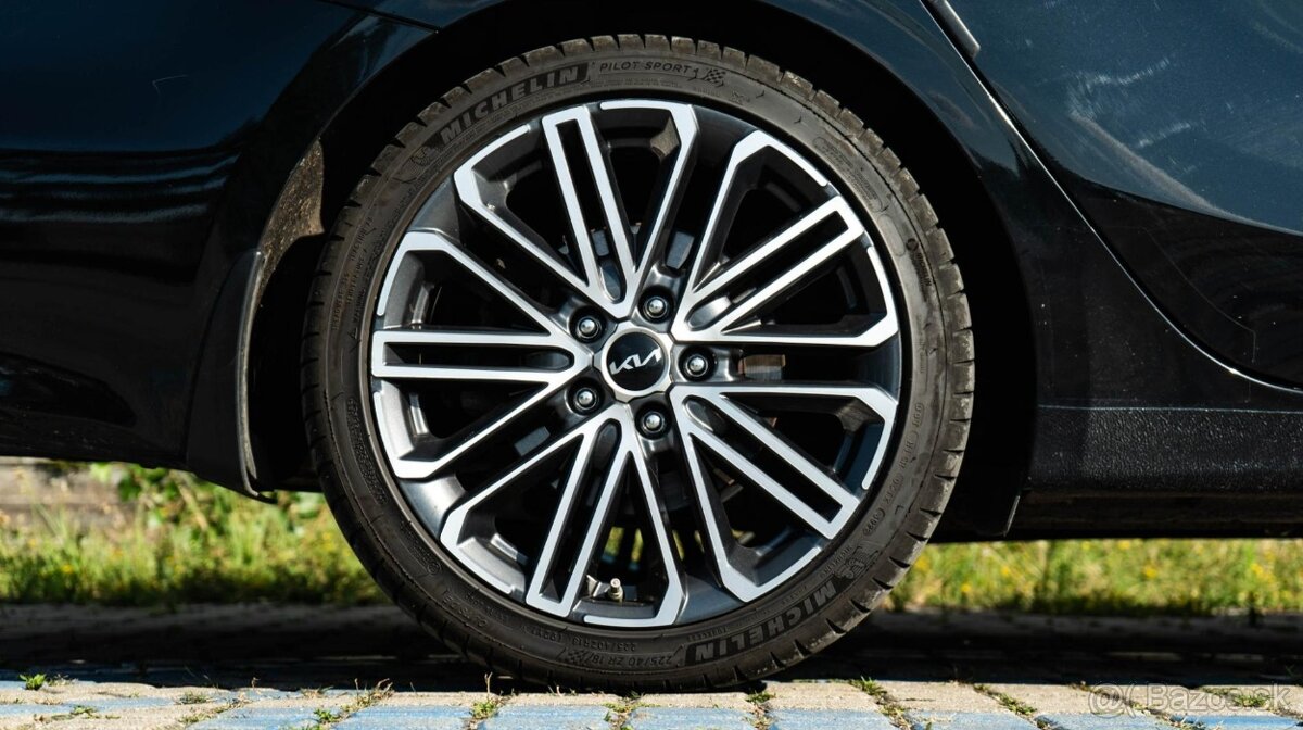 Kia Ceed SW 1.5 T-GDi GT-Line - 5