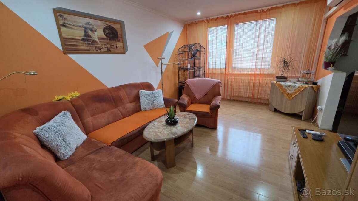 3-4 i byt s parkovacím miestom, balkónom, pivnicou Šaľa-Veča - 5